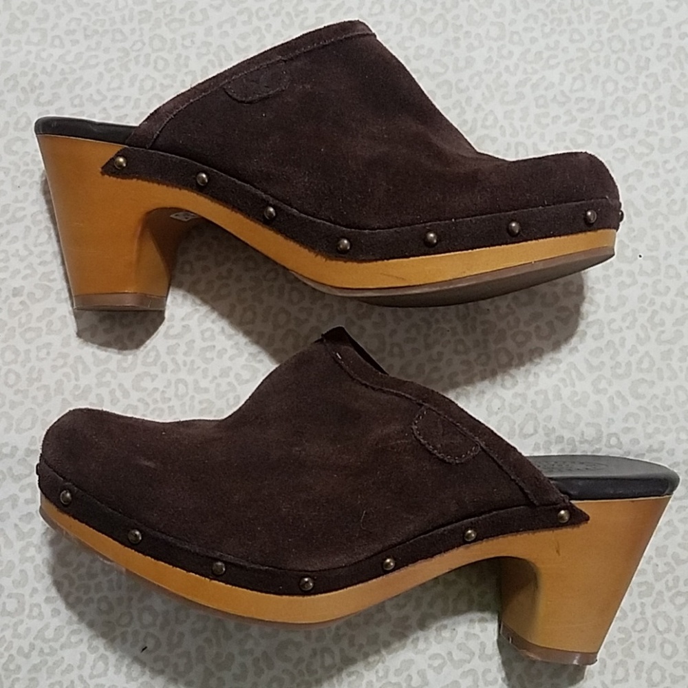 Ⓜ️American Eagle Outfitters Clogs